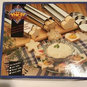 Set of 3 Fun Shaped Baking Tubes -New in open box…never used.